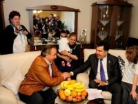 Mikheil Saakashvili meets with ethnic Georgians in Bursa