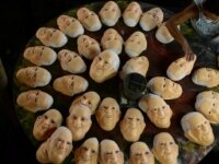 Hundreds of Pope Francis Masks created in Brazil 