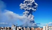 Volcano covers Japanese city in ash