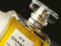 Mystery behind Chanel No 5 – exhibition of perfume in Paris 