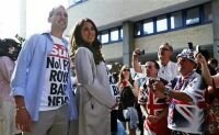 Fake Kate Middleton and Prince William arrive at hospital – Joke from the Sun magazine 