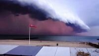 ‘Apocalyptic’ storm in Belgium: panic on the beach 